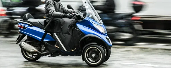 Scooter à 3 roues : pourquoi cette option gagne en popularité